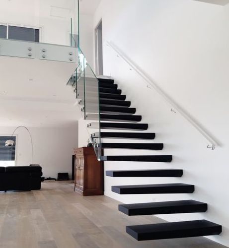 Gerade Treppe - EGO - Créateur d'escaliers Treppenmeister - Holzstufen / Metall / Holz
