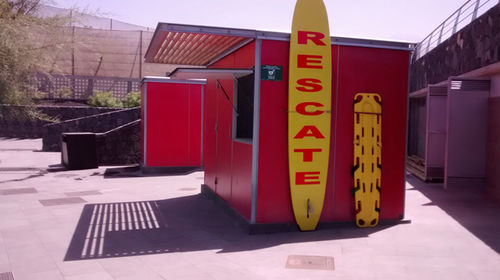 Toiletten-Kiosk - HABANA 19 - URBADIS Microarquitectura - Metall