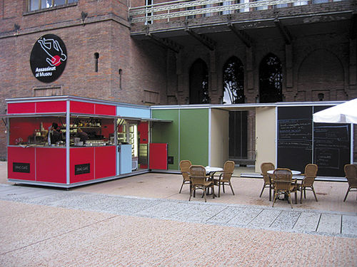 Toiletten-Kiosk - HABANA 41 - URBADIS Microarquitectura - Gastronomie / Metall