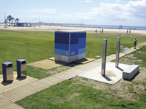 Toiletten-Kiosk - HABANA 44 - URBADIS Microarquitectura - Gastronomie / Metall