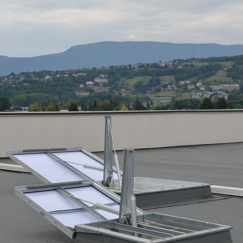 Aluminium-Rauchabzugsfenster - ECOFEU 160 PN - Kingspan Light + Air - Rauch- und Wärmeabzugsanlage