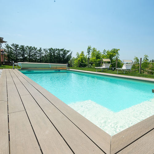 Holzplattenbelag - Piscine Acquaform - Kunststein / für Außenbereich / für Poolrand