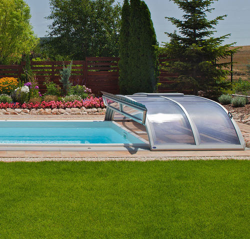 Niedrige Schwimmbadüberdachung - Piscine Acquaform - teleskopisch / Kunststoff / mit manueller Bedienung
