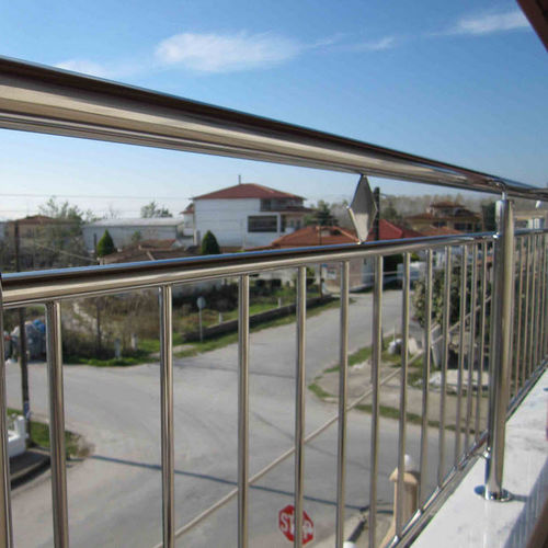 Platten-Balkon - pure inox - mit Stangen / Glas / Edelstahl