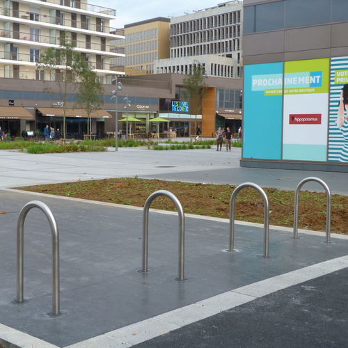Bodenstehende Fahrradstütze - RADIUS - NORCOR MOB.URBAIN - für öffentliche Bereiche / Edelstahl / für professionellen Einsatz