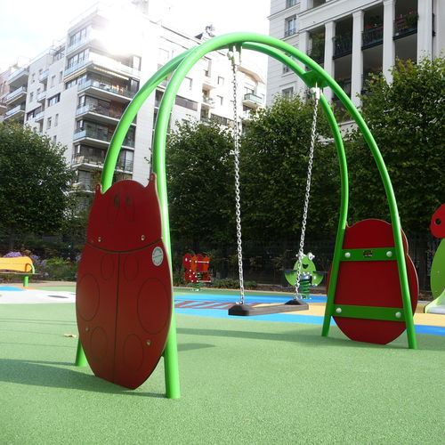 Metallschaukel - BIBOU : COCCINELLE - Transalp - HPL / Spielplatz