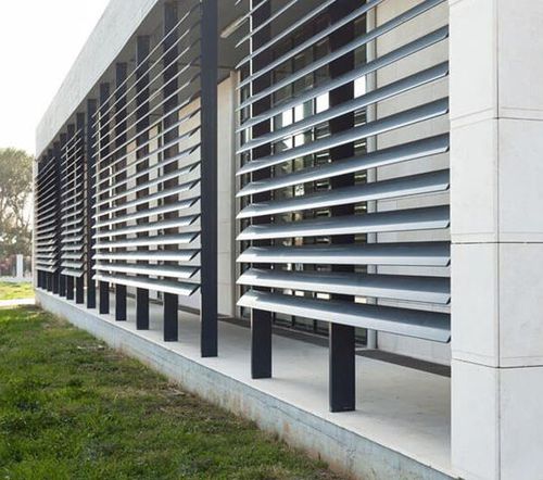 Aluminium-Sonnenschutzlamelle - SMARTIA M5600 - ALUMIL - für Fassaden / vertikal / horizontal