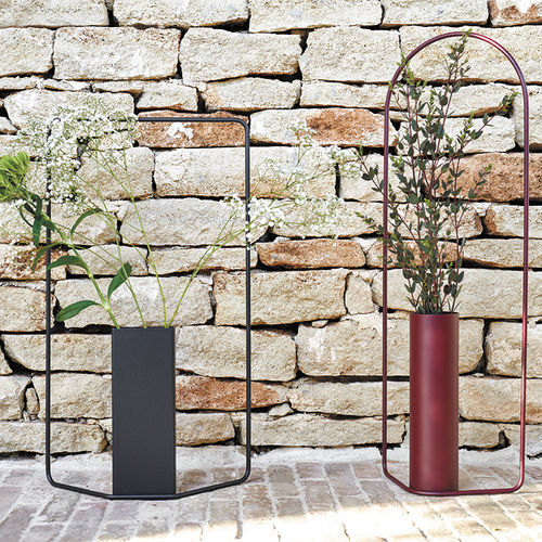 Moderne Vase - ITAC - FERMOB - Metall / Stahl / Polyethylen