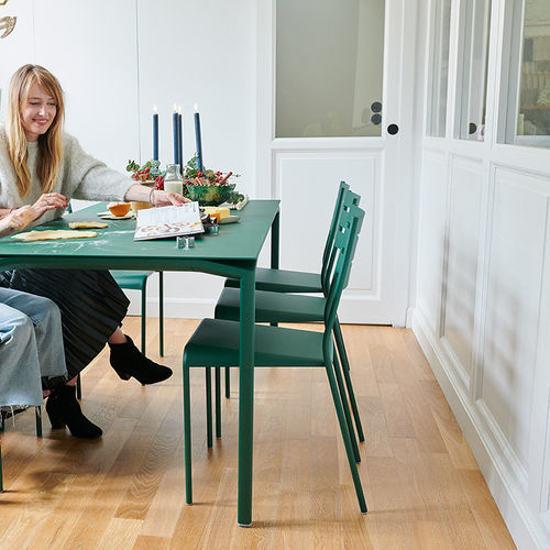Moderner Stuhl - FACTO  - FERMOB - für Garten / für den Innenraum / Stahlblech