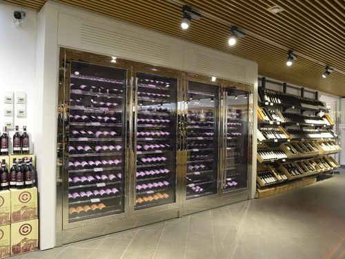 Maßgefertigter Weinkühlschrank - EATALY ZORLU CENTER - Focus Wine Cellars - für professionellen Einsatz / Einbau / Edelstahl