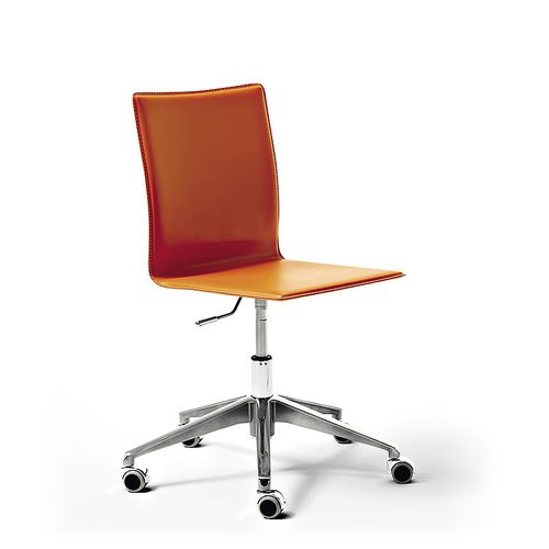 Moderner Stuhl - ZIP - Julia - für den Innenraum / Leder / Gestell aus Aluminium