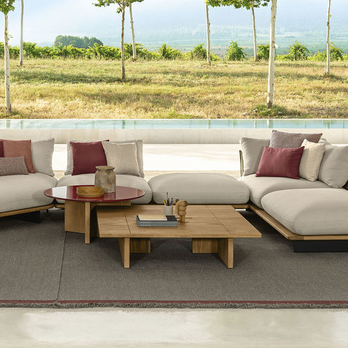 Moderner Couchtisch - VENICE - TALENTI - Teakholz / Lavastein / Gestell aus Teakholz