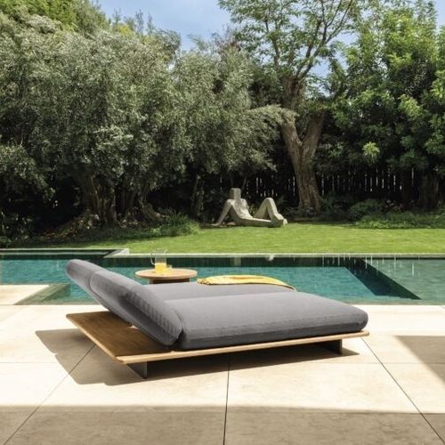 Moderne Sonnenliege - VENICE - TALENTI - Stoff / Teakholz / für Pool