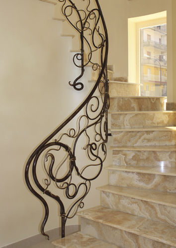 Schmiedeeisen-Geländer - VITIGNO - Maximusarredi - mit Stangen / für den Innenraum / für Treppen