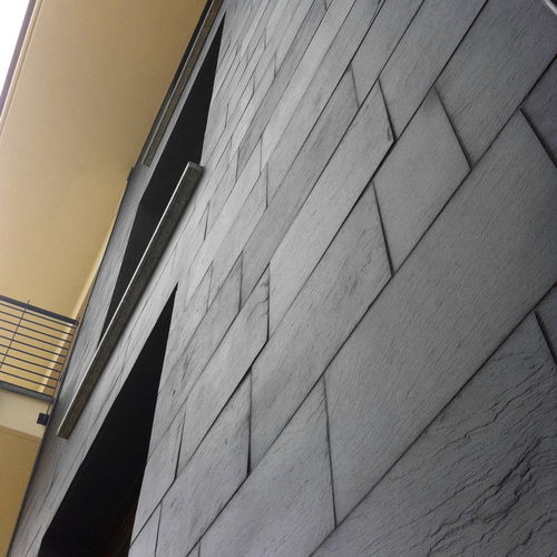 Paneel-Fassadenverkleidung - ITALIAN - Balfin srl - Schiefer / texturiert / Steinoptik