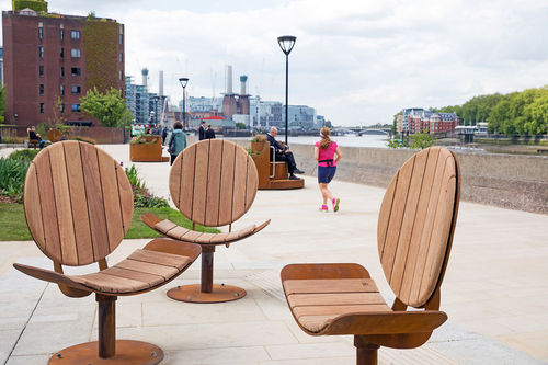 Moderner Stuhl - Factory Street Furniture - für Außenbereich / Holz / drehbar