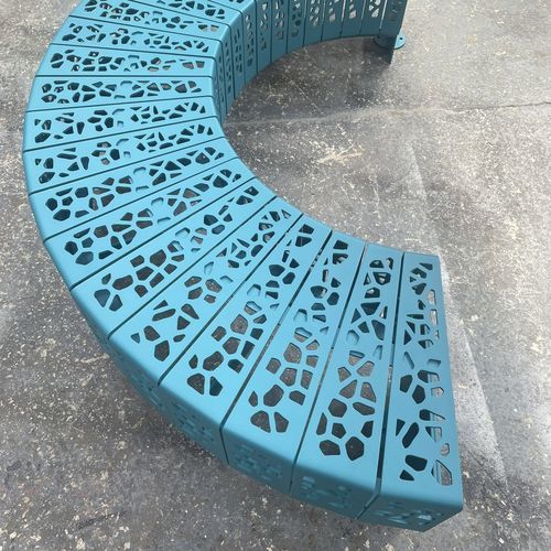 Bank für den öffentlichen Raum / biophiles Design - OSSO Radial - Factory Street Furniture - galvanisiertem Stahl / pulverbeschichteter Stahl / aus lackiertem Stahl