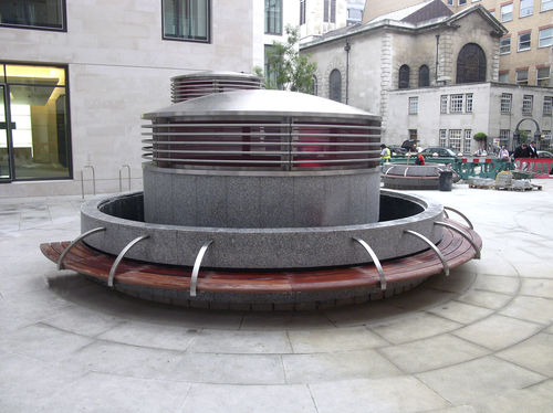 Moderne Bank für den öffentlichen Raum - GRACECHURCH STREET, LONDON - Factory Street Furniture - Holz / Edelstahl / wandmontiert