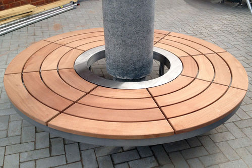 Holzbaumschutz - OH - Factory Street Furniture - Edelstahl / mit integrierter öffentlicher Bank