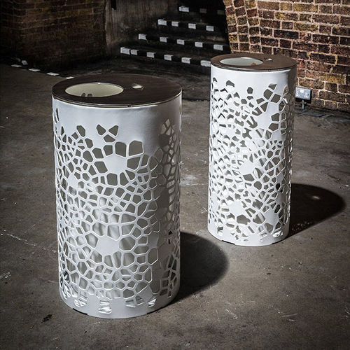 Park-Abfallbehälter - OSSO  - Factory Street Furniture - Edelstahl / galvanisiertem Stahl / mit integriertem Aschenbecher