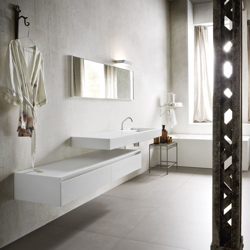 Wandmontierter Spiegel - RETTANGOLO - Rexa Design - modern / rechteckig / Corian®