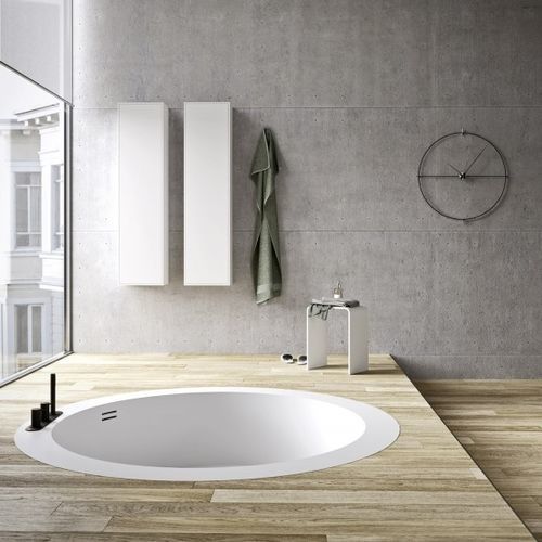 Runde Badewanne - ROTONDA MAXI - Rexa Design - für Wohnungen / Corian® / modern