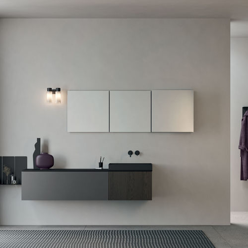 Wandmontierter Spiegel - Hide - Rexa Design - modern / quadratisch / lackiertes Holz
