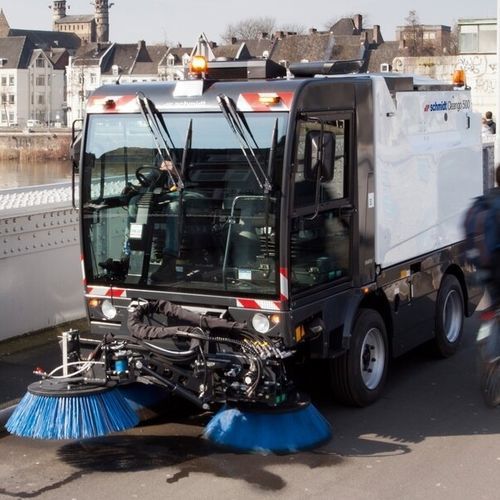 LKW-montierter Kehrsauger - CLEANGO 500 - Aebi Schmidt - Absaugung / Straßen / für Abfallprodukte