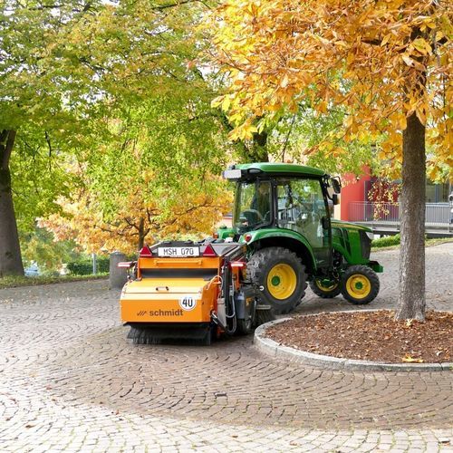 Anhängermontierter Kehrsauger - MSH - Aebi Schmidt - Straßen / für Abfallprodukte / hydraulisch