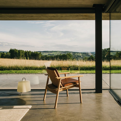 Moderner Clubsessel - RIVA - KETTAL - Stoff / Teakholz / mit abnehmbarem Kissen