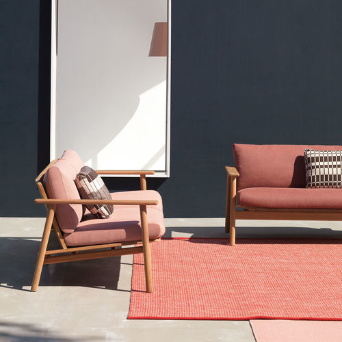 Modernes Sofa - RIVA - KETTAL - für Außenbereich / Stoff / mit Armlehnen