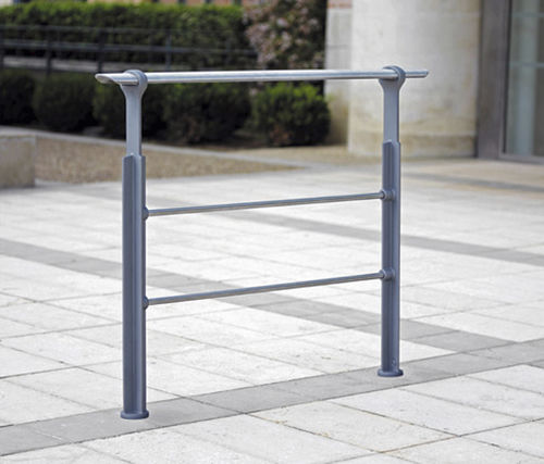 Schutzabsperrung - ÉVÉOLE - Concept Urbain - feststehend / Gusseisen / gebürsteter Edelstahl