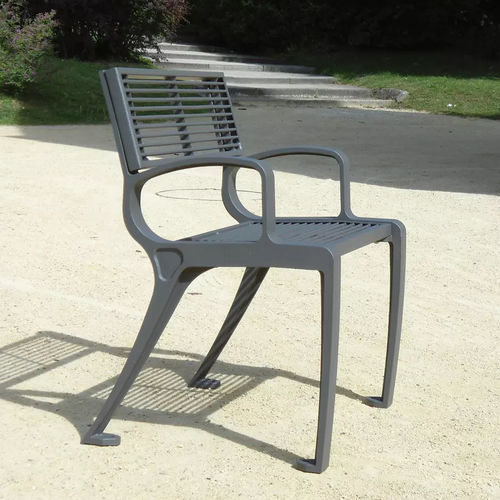 Moderner Gartenstuhl - BASIC - Concept Urbain - für Außenbereich / Stahl / Gestell aus Gusseisen