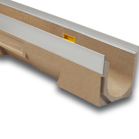 Gitter-Abflussrinne - U100K - ULMA - ARCHITECTURAL SOLUTIONS - Schlitz / mit Neigung / Polymerbeton