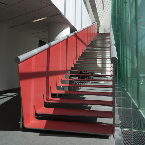 Gerade Treppe - JUILLIARD STAIRS - A. Zahner - Metallstufen / mit Metallstruktur / für Geschäftsgebäude