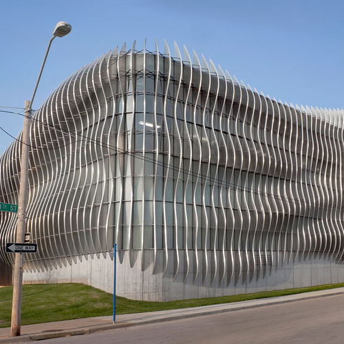 Paneel-Fassadenverkleidung - ZAHNER HEADQUARTERS - A. Zahner - Aluminium / Zink / Edelstahl