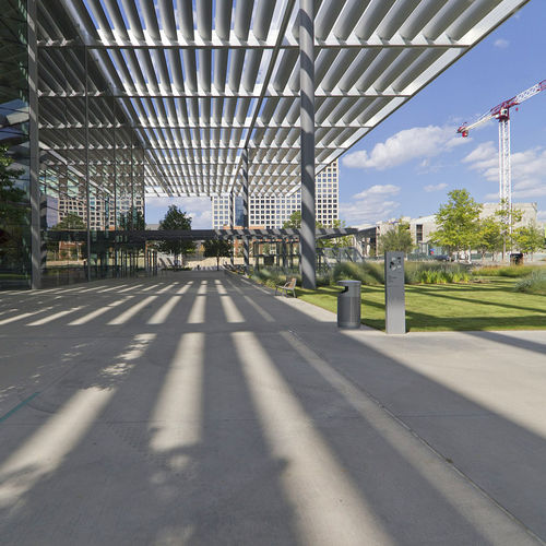 Vordach für Geschäftsgebäude - WINSPEAR OPERA HOUSE - A. Zahner - Aluminium / flach / modern
