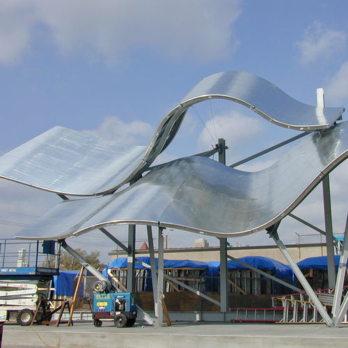 Vordach für Geschäftsgebäude - GUGGENHEIM - A. Zahner - Metall / Aluminium / mit Metallabdeckung