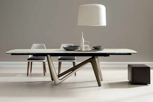 Moderner Esstisch - EDGE - Italy Dream Design - Keramik / Gestell aus Metall / gebogen