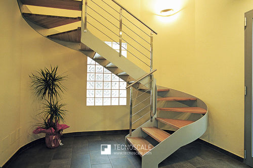 Spindeltreppe - HELICAL  - TECNOSCALE - rundgewendelt / Holzstufen / Metallstufen