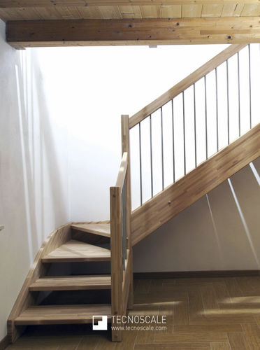 Gerade Treppe - DOMINA EASY - TECNOSCALE - viertelgewendelt / halbgewendelt / Holzstufen