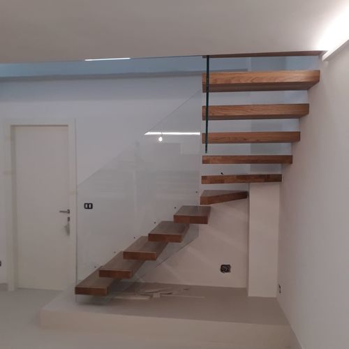 Viertelgewendelte Treppe - MANHATTAN - TECNOSCALE - mit Stufen aus Eiche / Metall / für Privatgebrauch