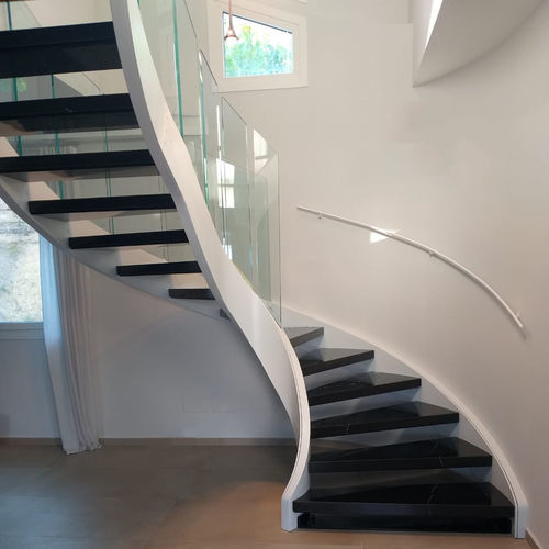 Spindeltreppe - TECNOSCALE - rundgewendelt / mit Stufen aus Eiche / mit Stufen aus Buche
