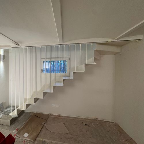 Gerade Treppe - Reflex - scala a nastro - TECNOSCALE - viertelgewendelt / halbgewendelt / rundgewendelt
