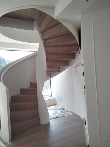 Wendeltreppe - ELICA - TECNOSCALE - mit Stufen aus Eiche / mit Stufen aus Buche / Metallstufen