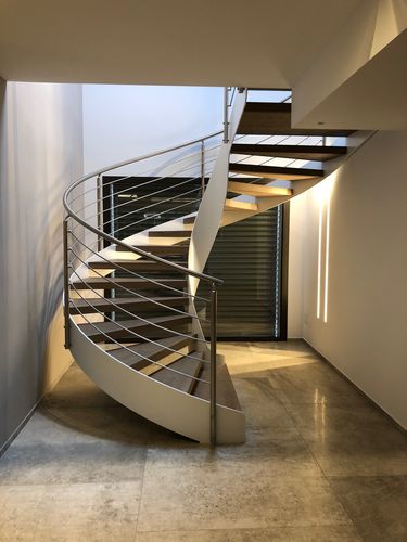 Wendeltreppe - ELICA - TECNOSCALE - mit Stufen aus Eiche / mit Stufen aus Buche / Metallstufen