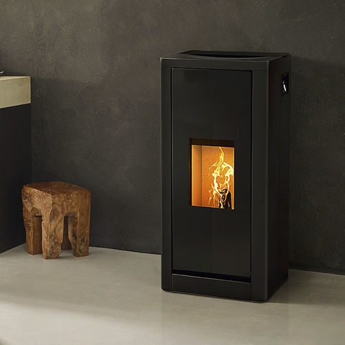 Pelletkaminofen - SUMO - Rika - 0 - 5 kW / 9 kW / bodenstehend