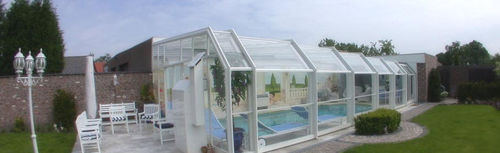 Schwimmbadüberdachung für Wandmontage - Pool Cover - teleskopisch / mit manueller Bedienung