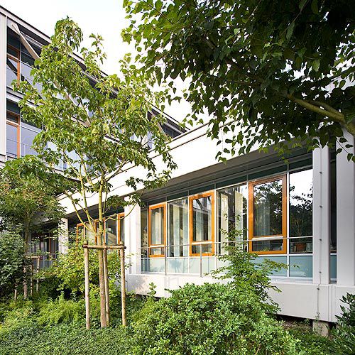 Paneel-Fassadenverkleidung -  ADMINISTRATIVE BUILDING GERMAN FOOTBALL ASSOCIATION, FRANKF - Schindler - Aluminium / Metall / glatt