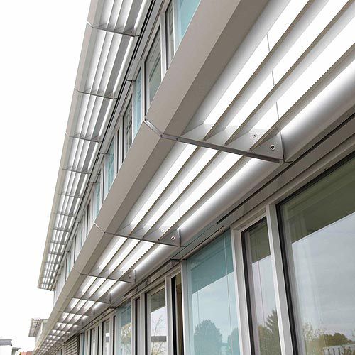 Aluminium-Sonnenschutzlamelle - STAUFERKLINIKUM, MUTLANGEN - Schindler - für Fassaden / horizontal